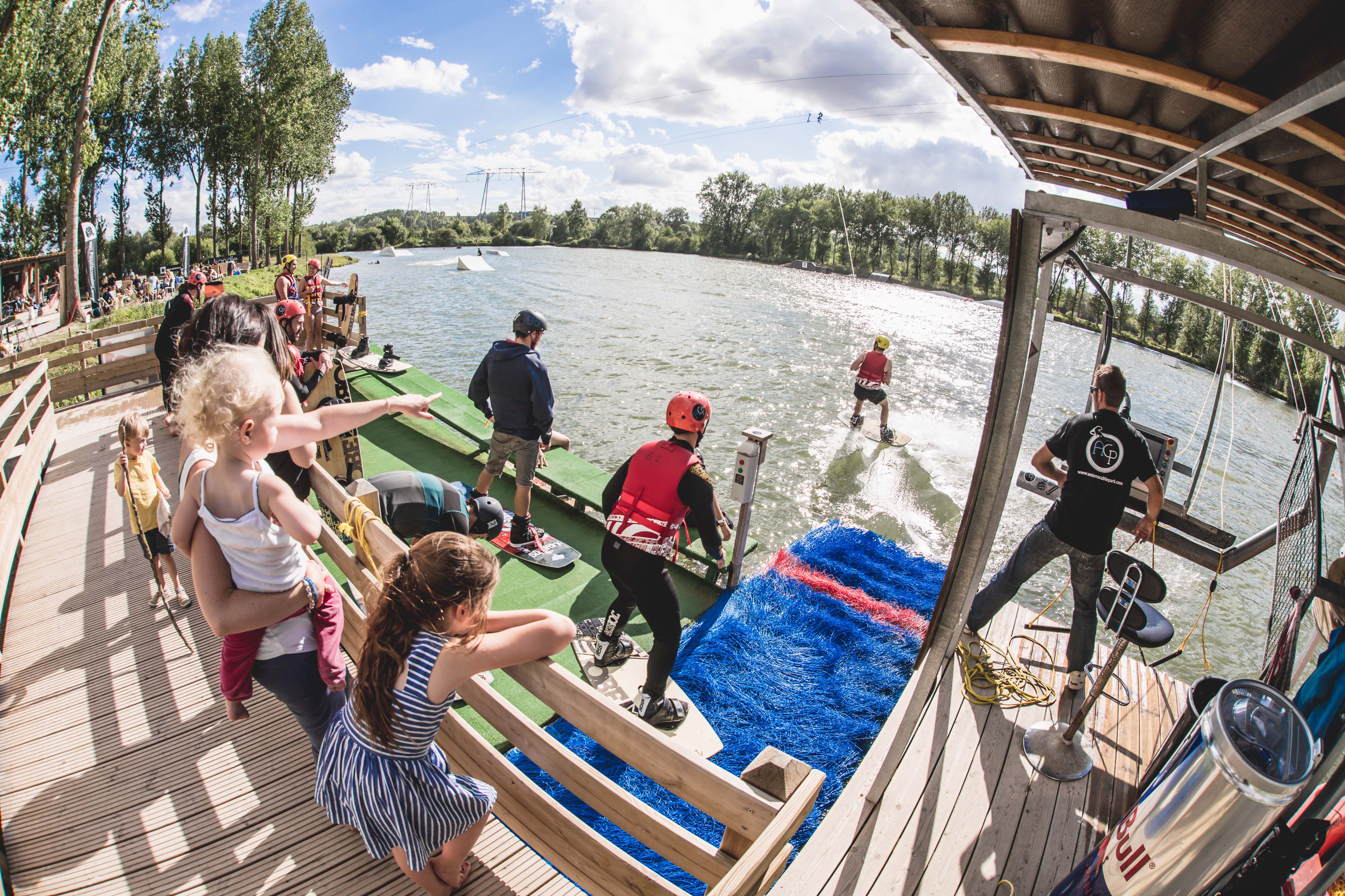Un(e) Opérateur(trice) Téléski Amiens Cable Park Wakeboard AMIENS